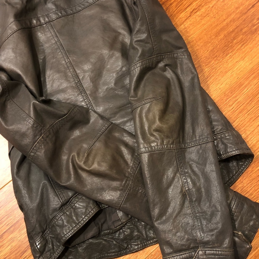 040 Brown Leather Jacket - image 8